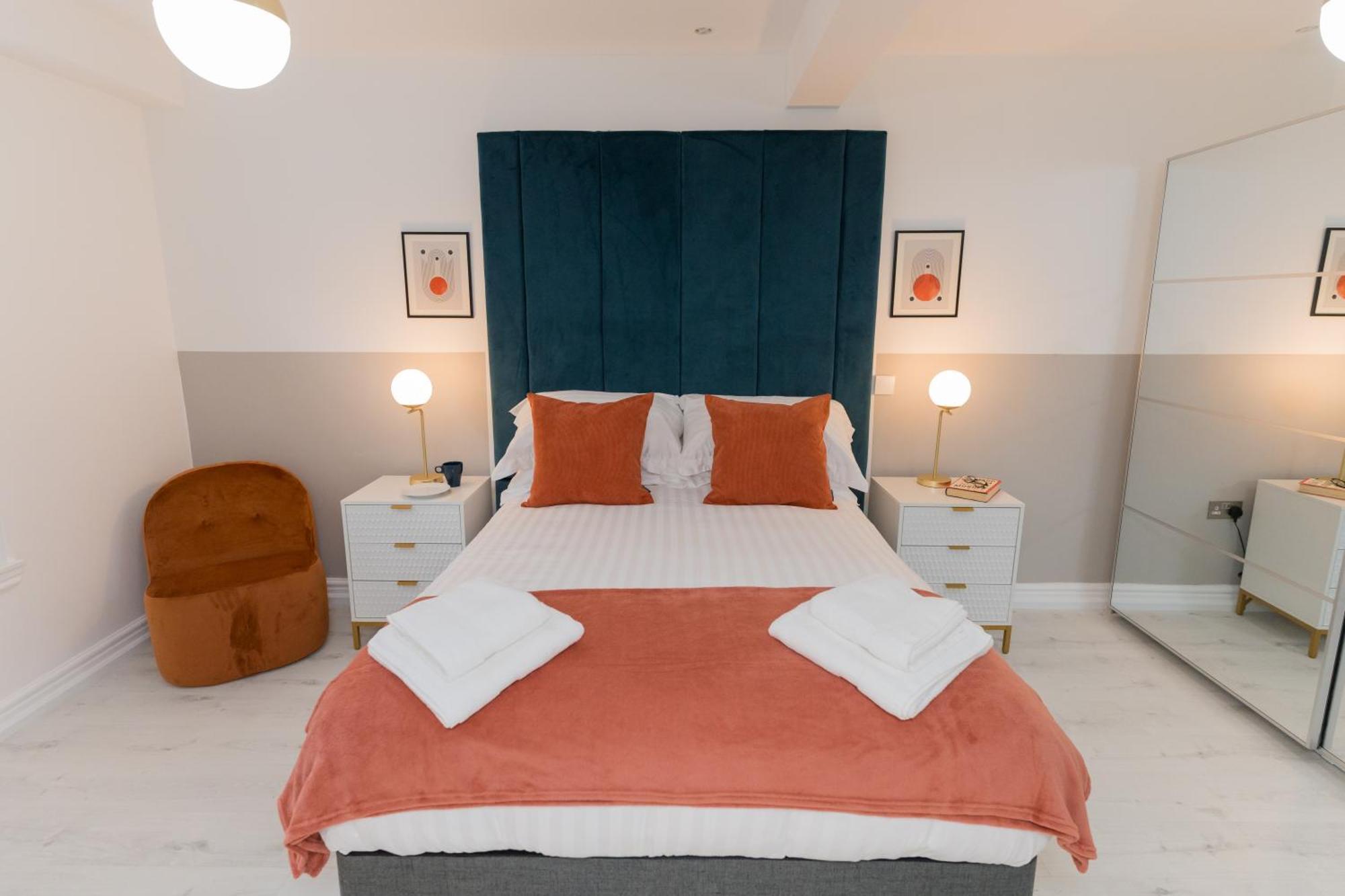 Апартаменты Luxurious 2 Bed Birmingham House Free Parking - Sleeps 6 Экстерьер фото