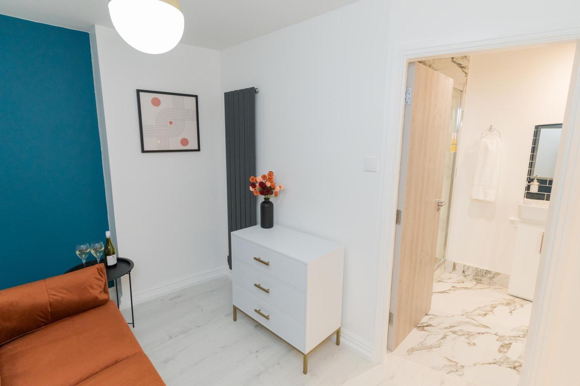 Апартаменты Luxurious 2 Bed Birmingham House Free Parking - Sleeps 6 Экстерьер фото
